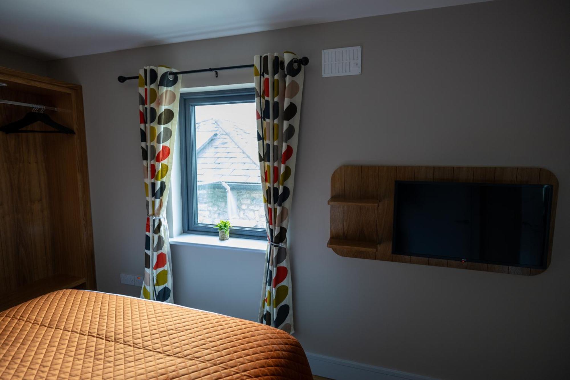 The Orchard House Hotel Kilkenny Exterior photo